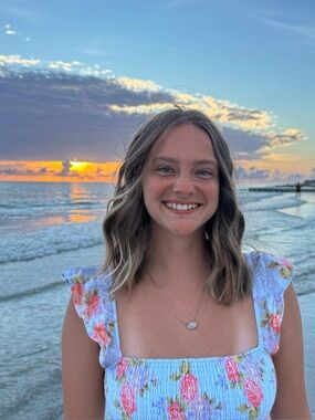 Meet your Posher, Makayla